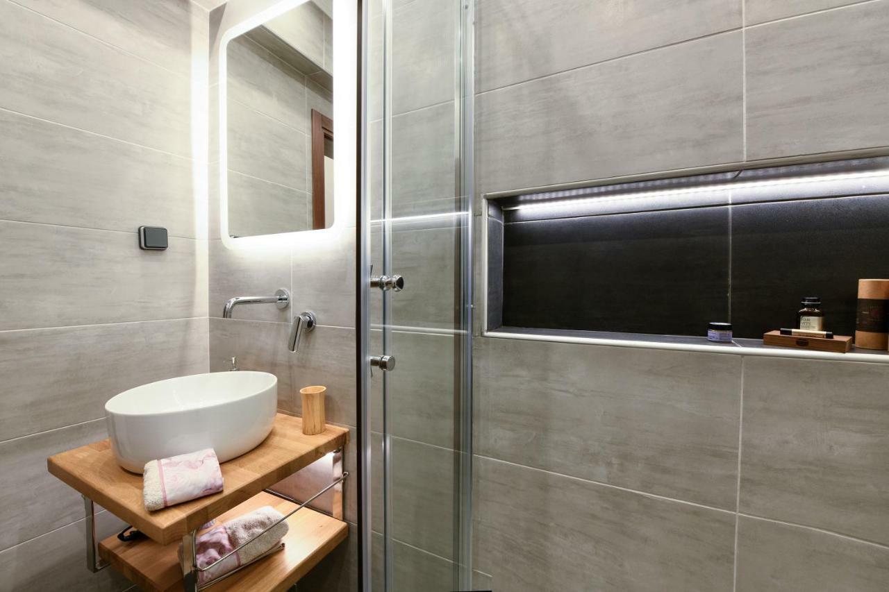 Adell Luxury Apartments Kavala Exterior photo